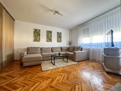 Milana Stanivukovića | 4zida.rs
