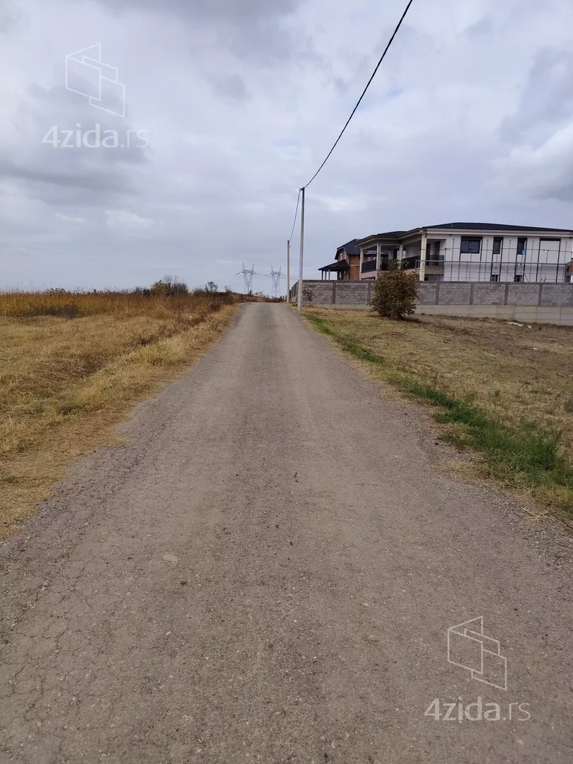 Građevinsko zemljište | 4zida