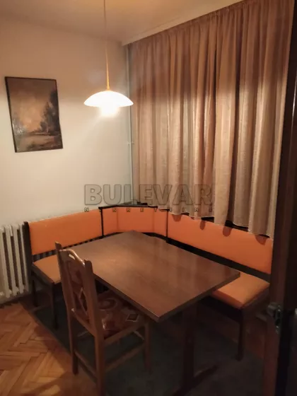 Cara Uroša | 4zida.rs
