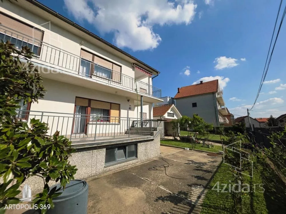 3-etažna kuća | 4zida