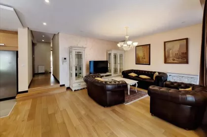 Karlovačka bb | 4zida.rs