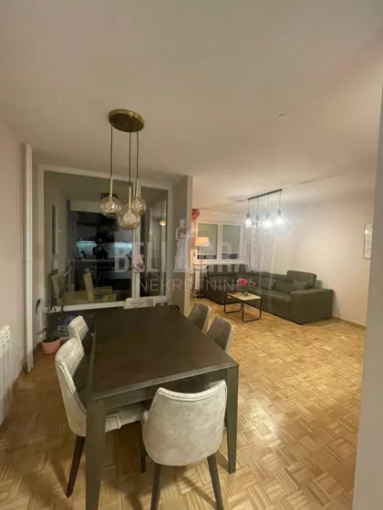 Bulevar oslobođenja | 4zida.rs