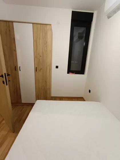 Cara Dušana | 4zida.rs