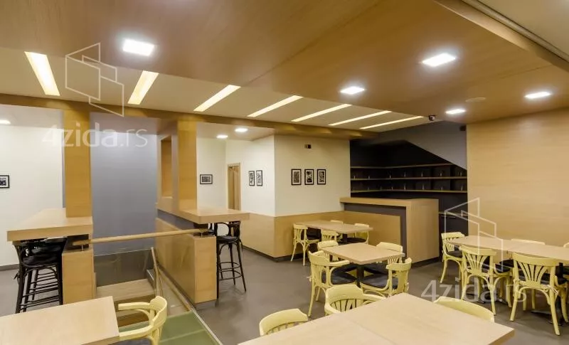 Poslovni prostor | 4zida