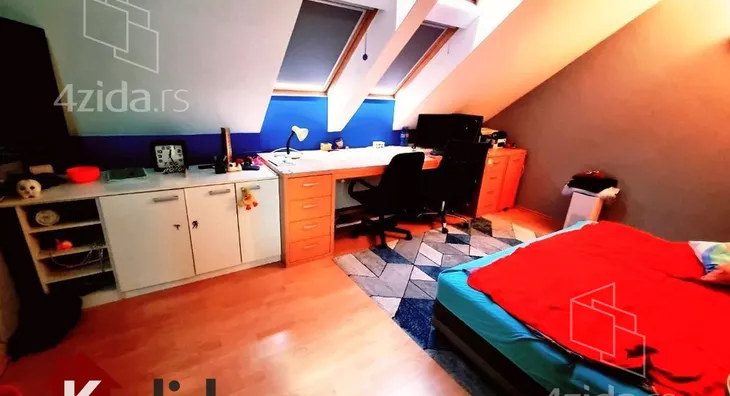 Šestosoban stan | 4zida