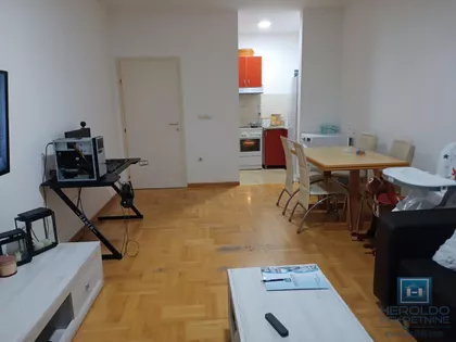 Vašarište | 4zida.rs