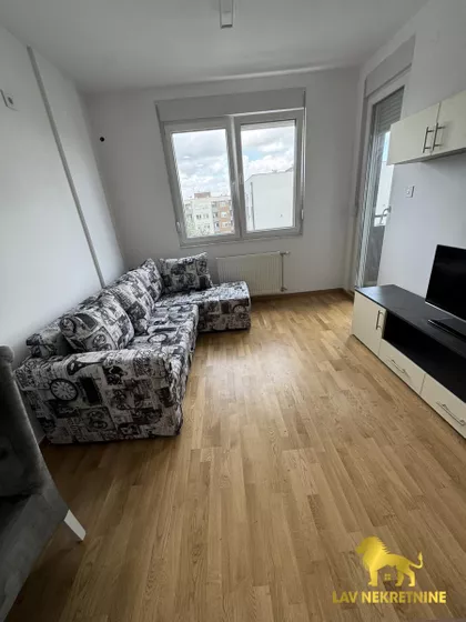 RUMENAČKI PUT | 4zida.rs