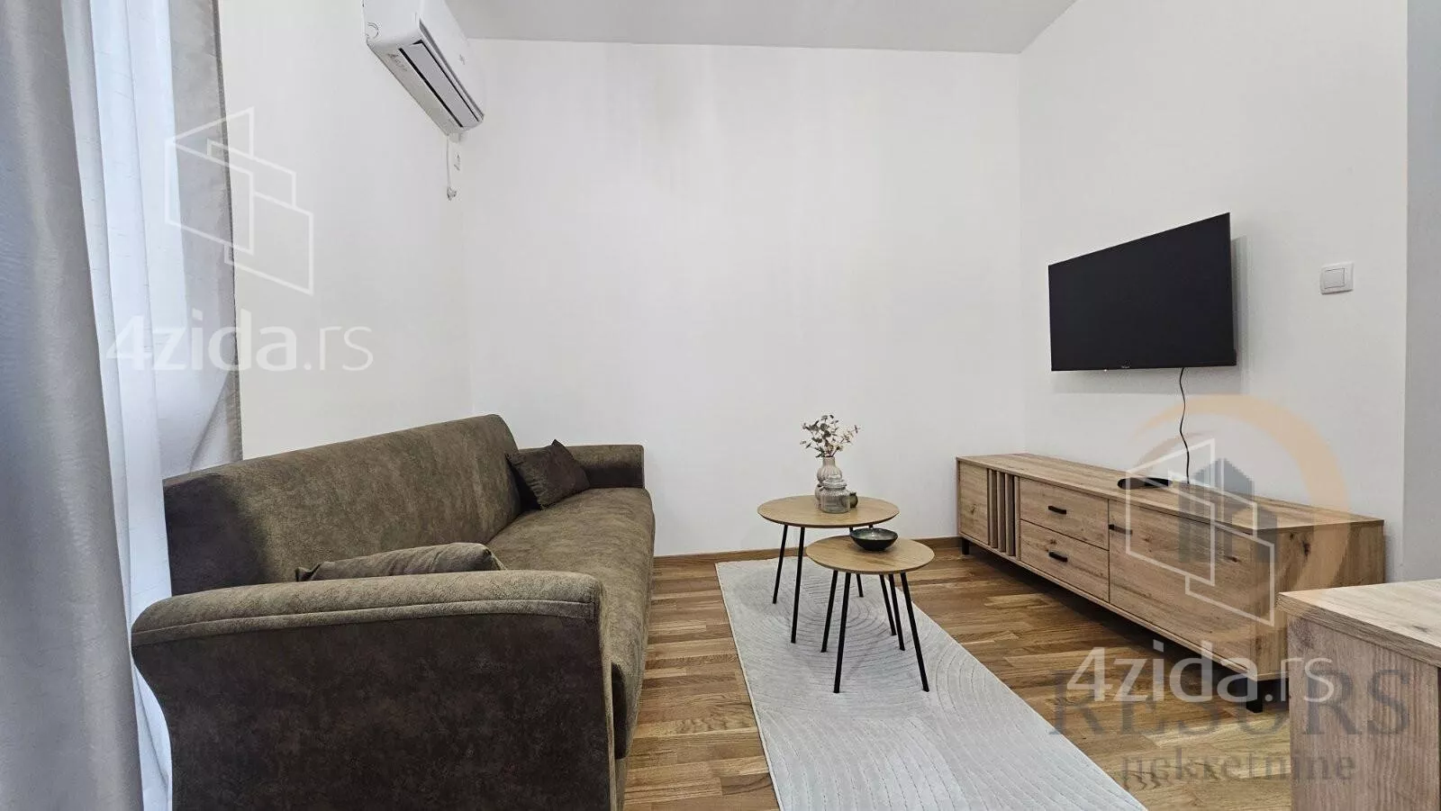 Dvoiposoban stan | 4zida