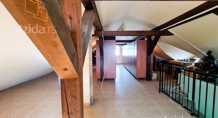 3-etažna kuća | 4zida