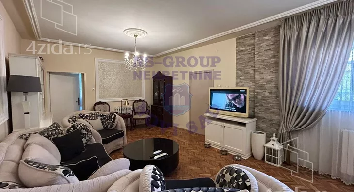 3-etažna kuća | 4zida