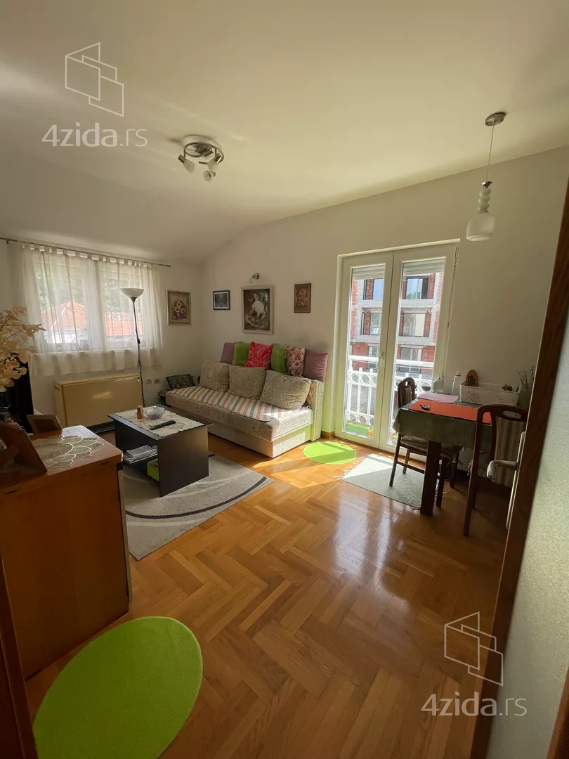 Jednosoban stan | 4zida