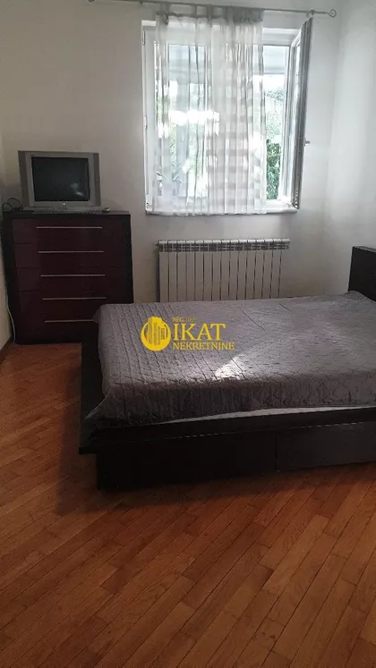 Hram Svetog Save | 4zida.rs