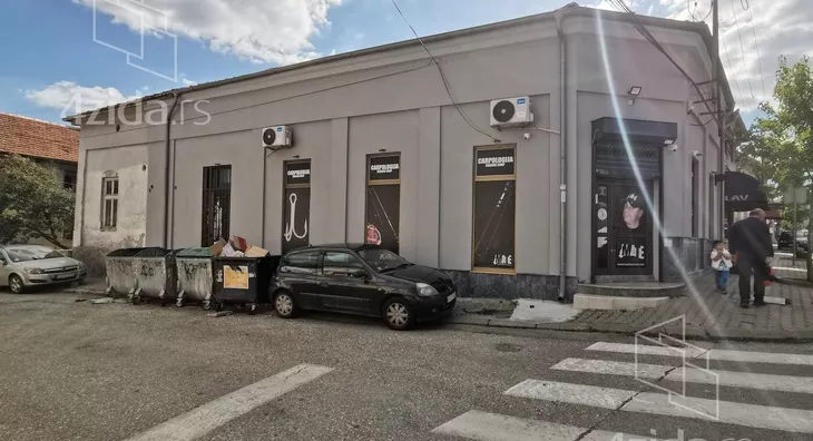 Poslovni prostor | 4zida