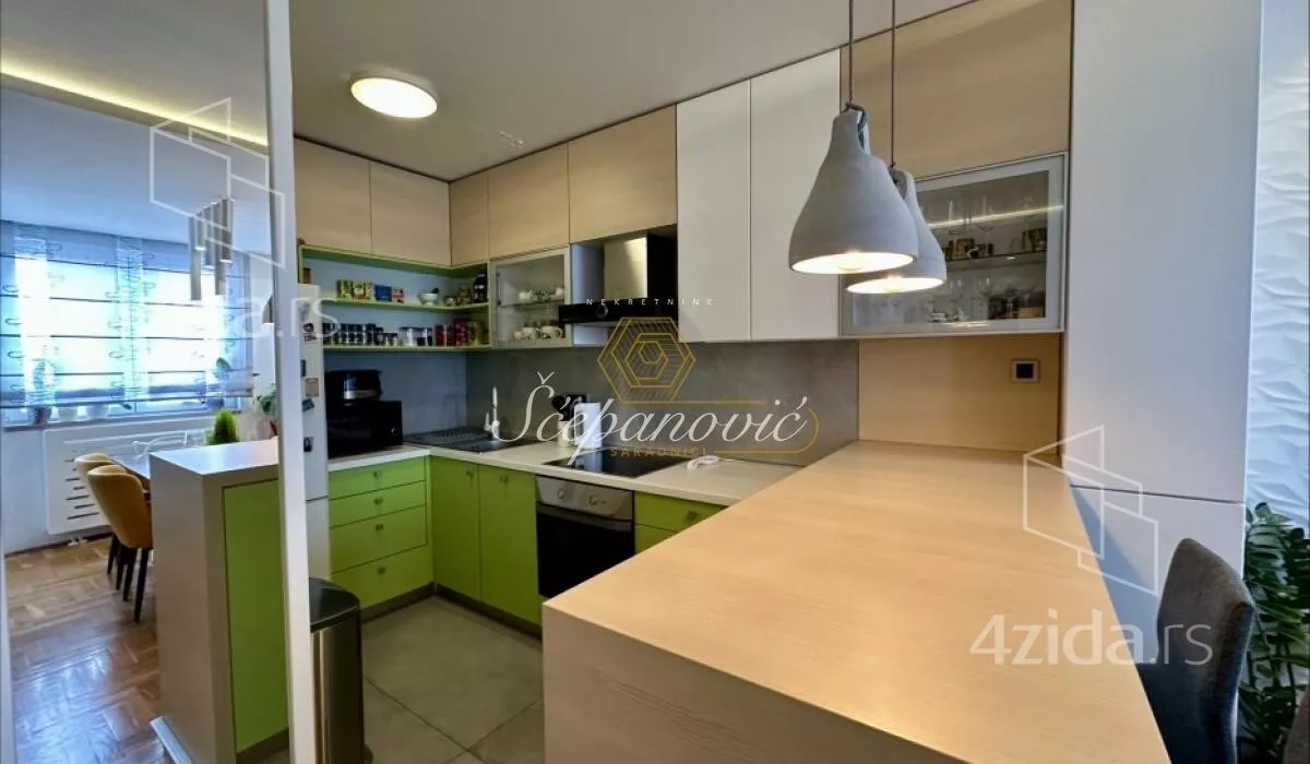 Troiposoban stan | 4zida