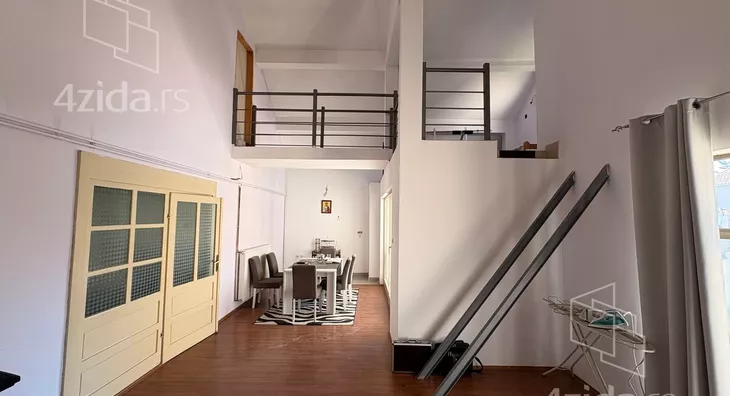 3-etažna kuća | 4zida