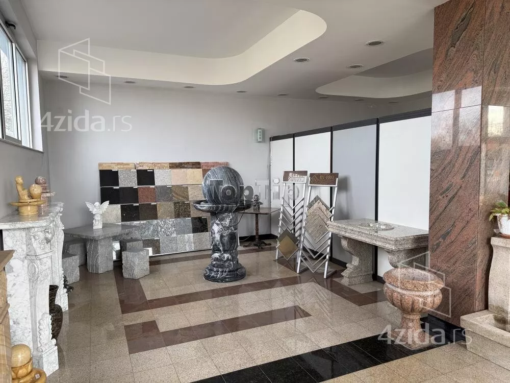 Poslovna zgrada | 4zida