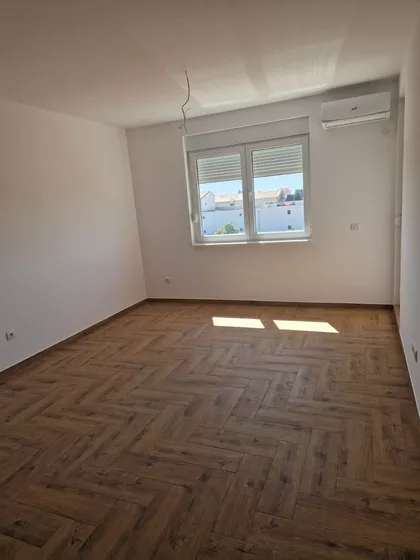 Nova Pazova | 4zida.rs