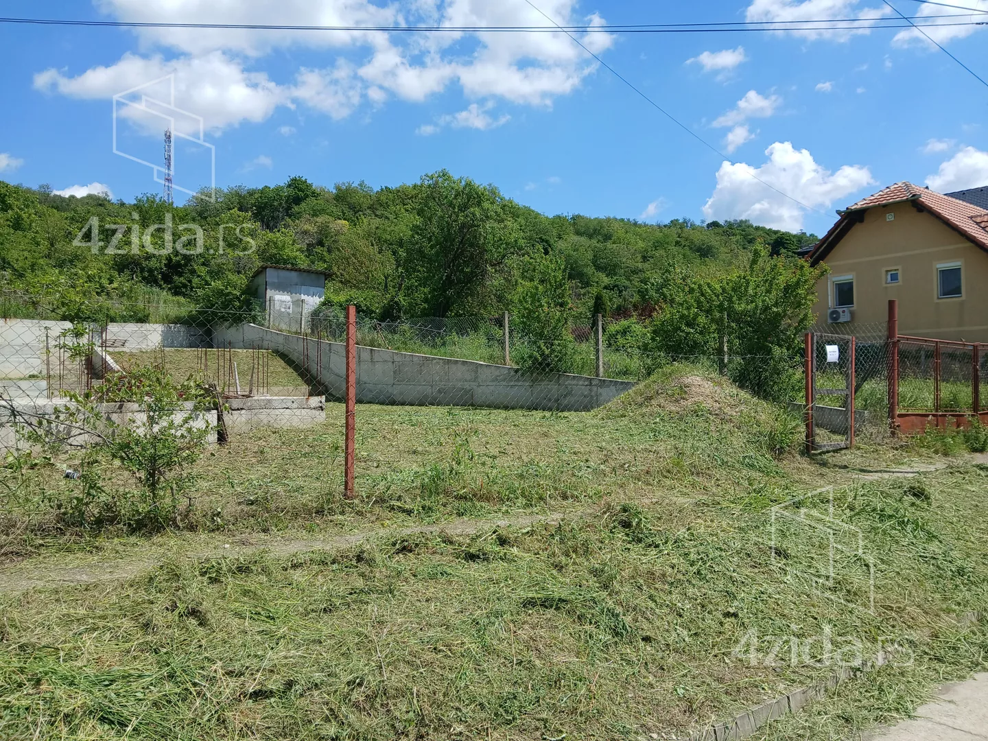 Građevinsko zemljište | 4zida