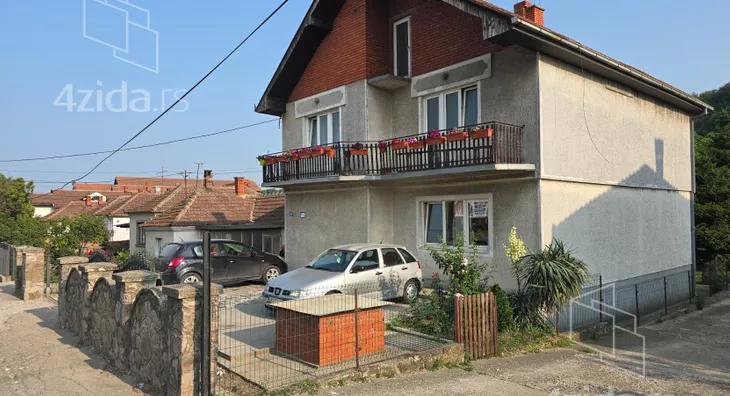 2-etažna kuća | 4zida
