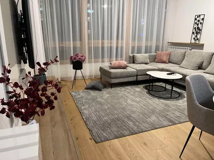 Tadije Sondermajera | 4zida.rs