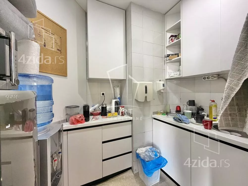 Kancelarija | 4zida