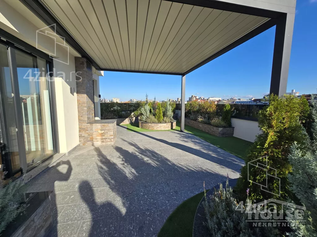 Šestosoban stan | 4zida