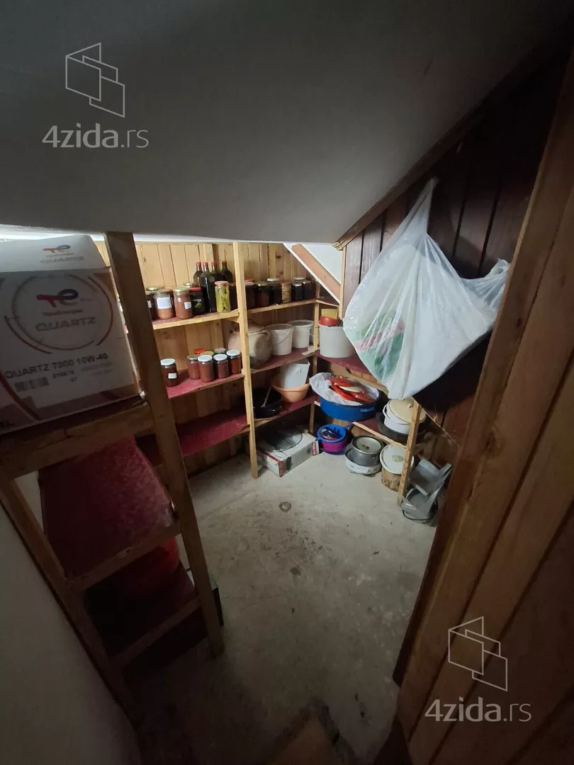 3-etažna kuća | 4zida