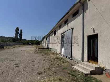 Industrijska | 4zida.rs