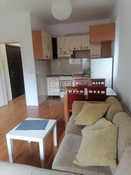 Petrovaradinska | 4zida.rs