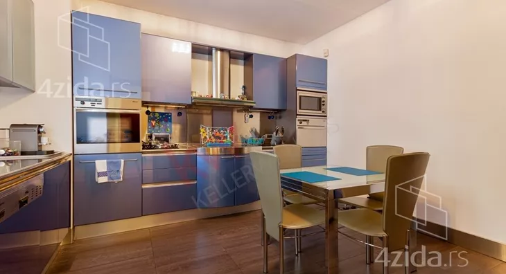 4-etažna kuća | 4zida