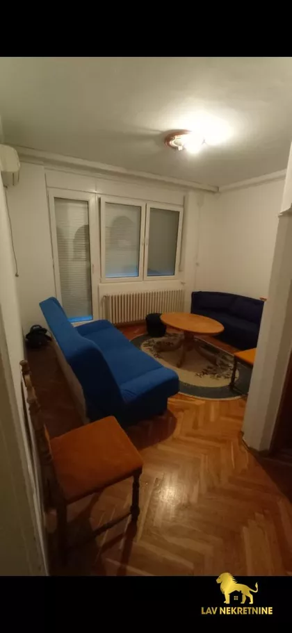 MAKSIMA GORKOG | 4zida.rs
