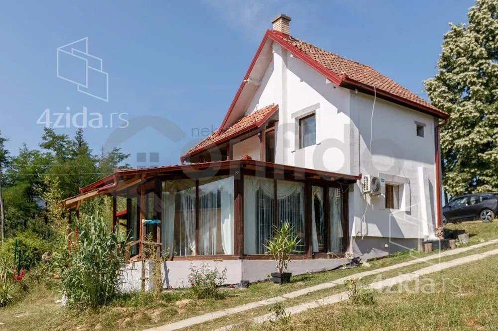 Kuća | 4zida