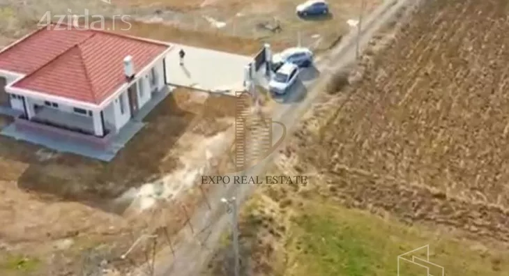 Plac | 4zida