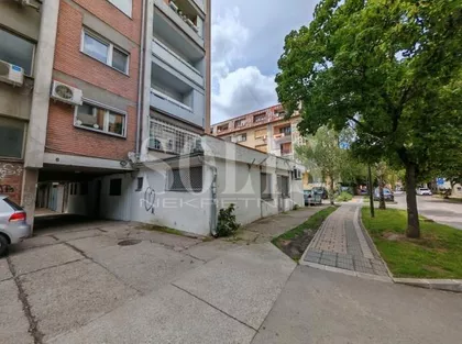 Stevana Milovanova 4 | 4zida.rs
