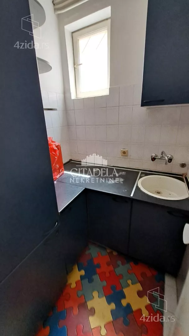 4-etažna kuća | 4zida