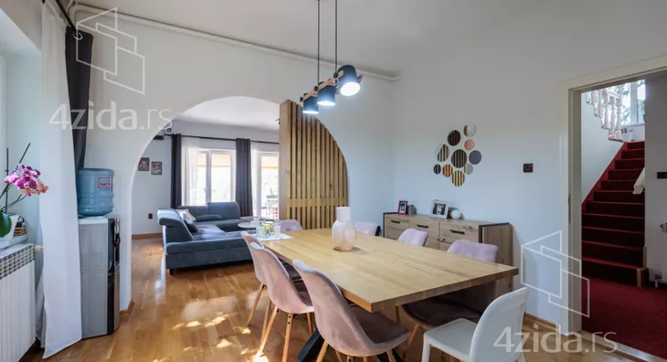 3-etažna kuća | 4zida
