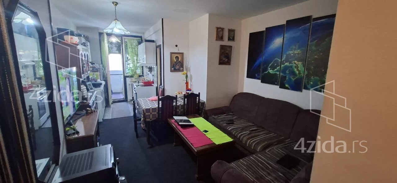 Dvoiposoban stan | 4zida