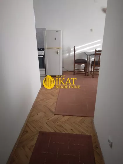 Ivana Sarića | 4zida.rs