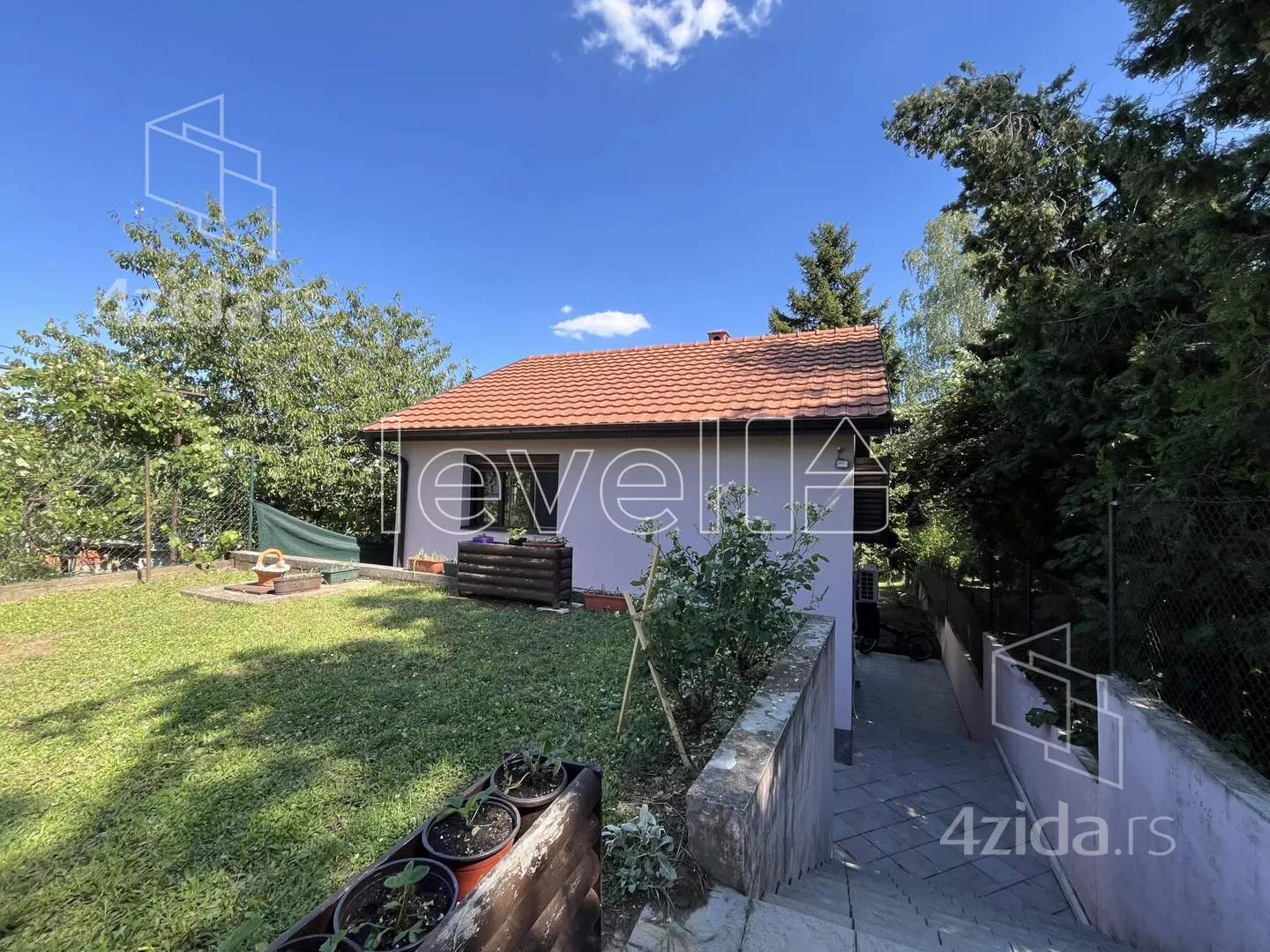 Kuća | 4zida
