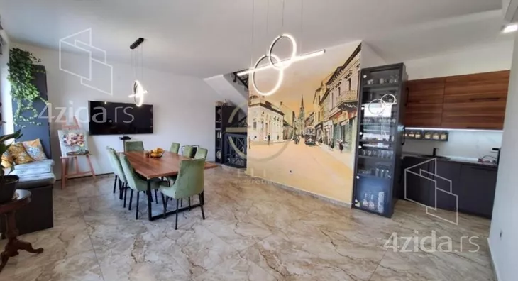 Petosoban stan | 4zida