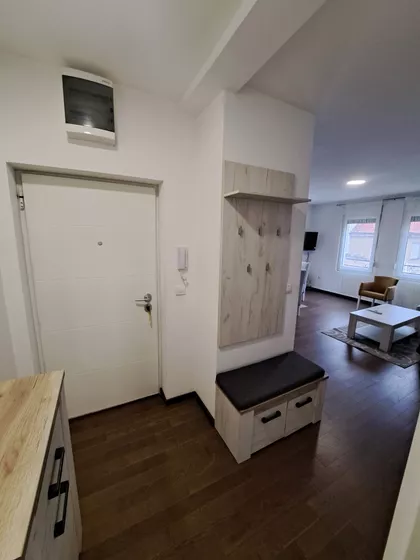 Prote Đurića 11 | 4zida.rs