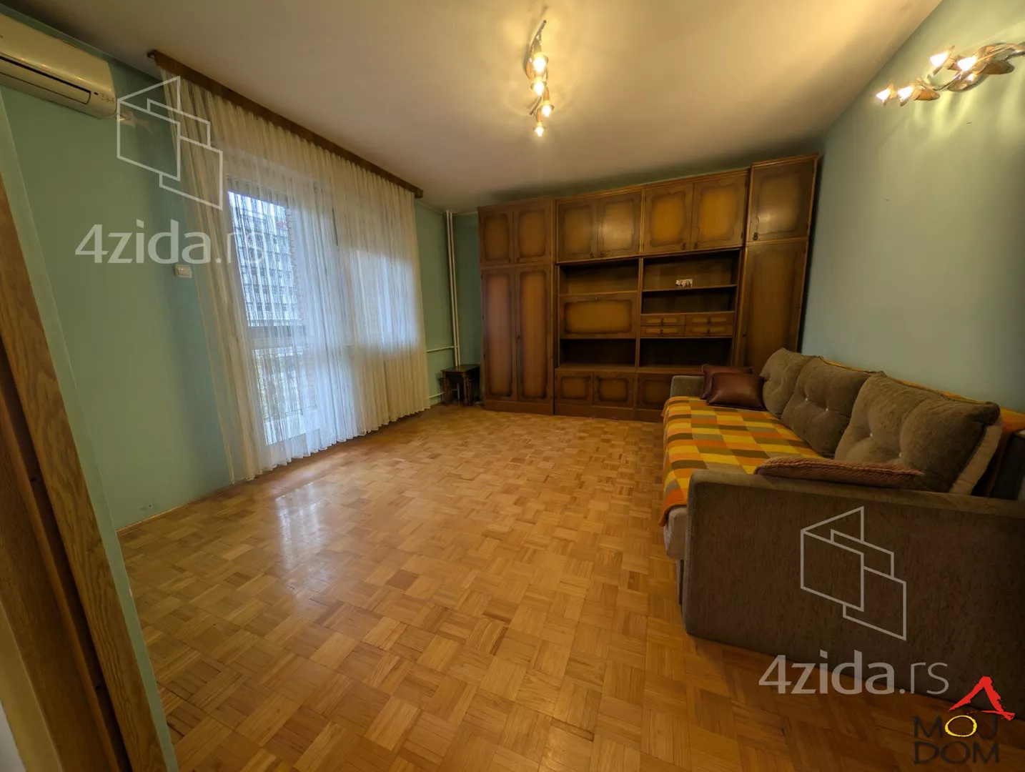 Troiposoban stan | 4zida