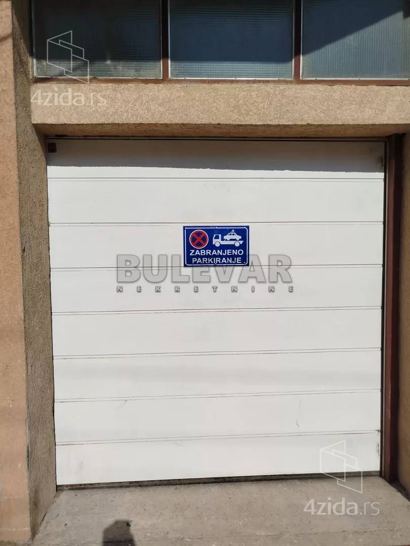 Garaža | 4zida