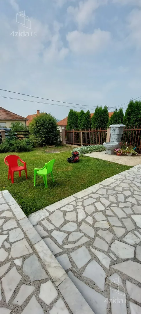 3-etažna kuća | 4zida