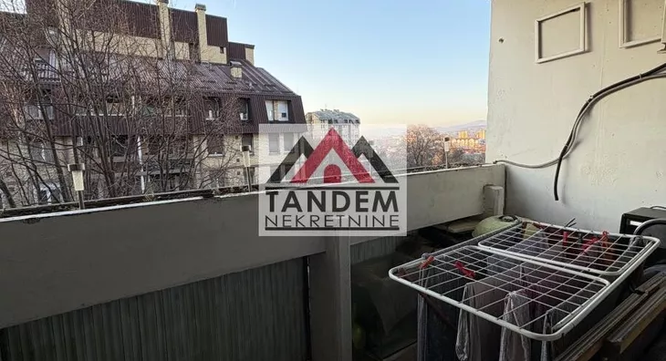 Četvoroiposoban stan | 4zida