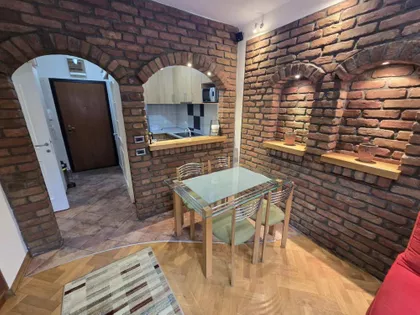 Albanske spomenice | 4zida.rs