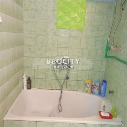 Karađorđeva | 4zida.rs