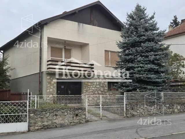 Kuća | 4zida
