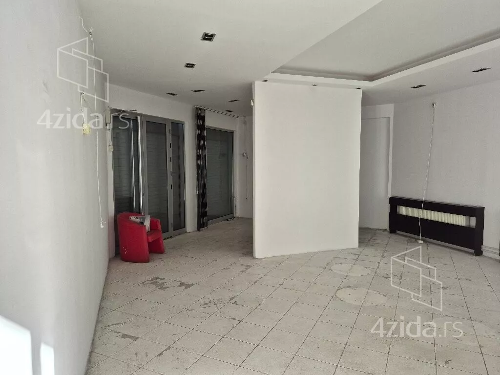 Poslovni prostor | 4zida