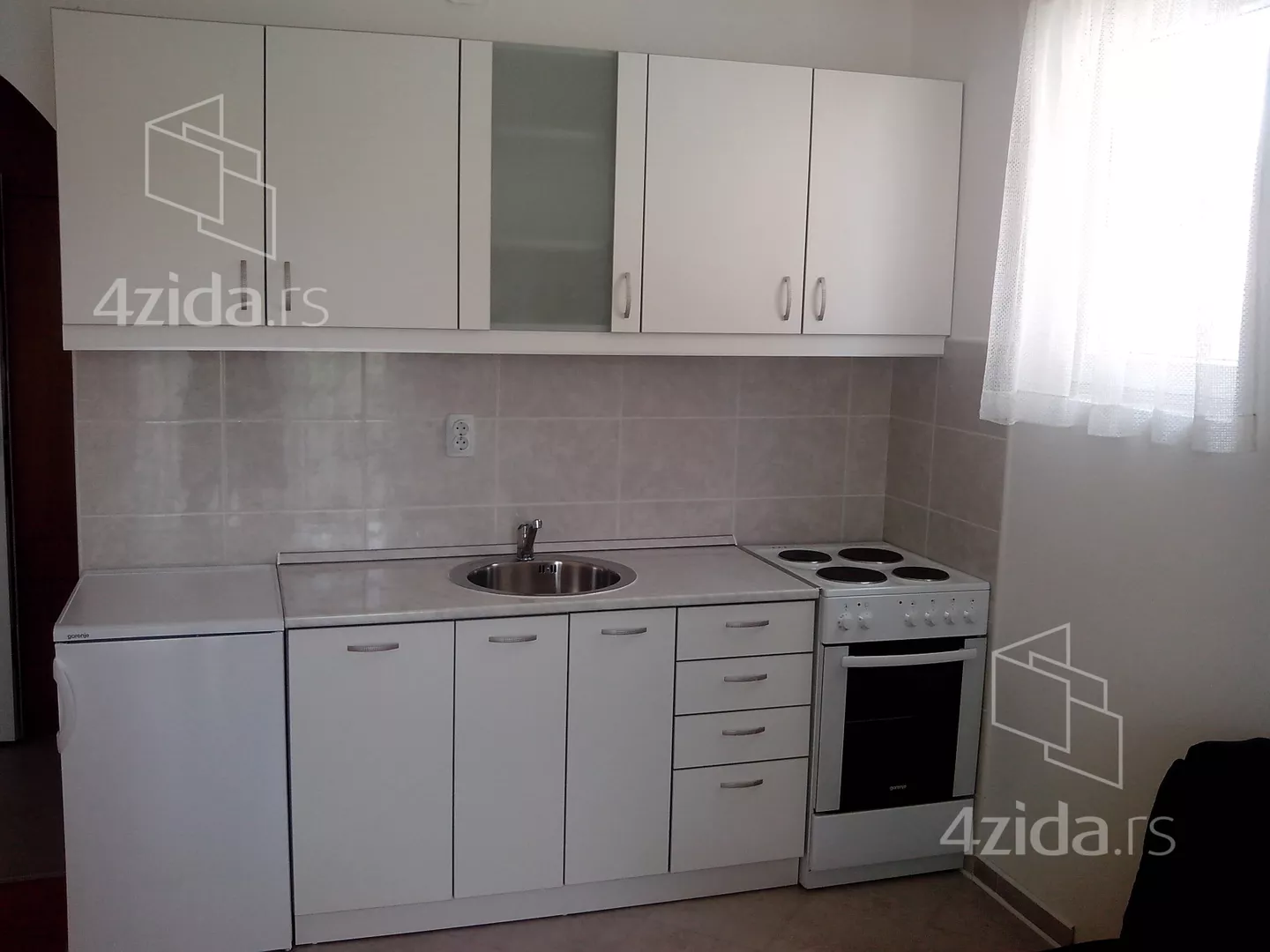 Garsonjera | 4zida